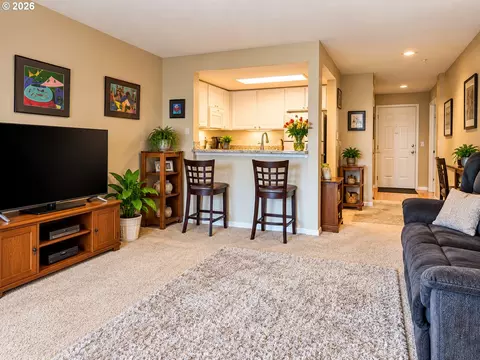 9752 SE Talbert St, Clackamas, OR 97015 photo 5