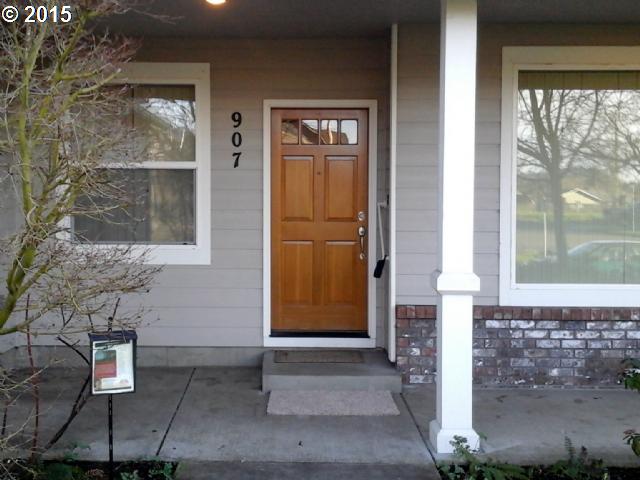 907 T St, Springfield, OR 97477 photo 1
