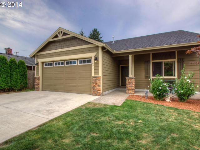 2977 SE Condor Ave, Gresham, OR 97080 photo 1