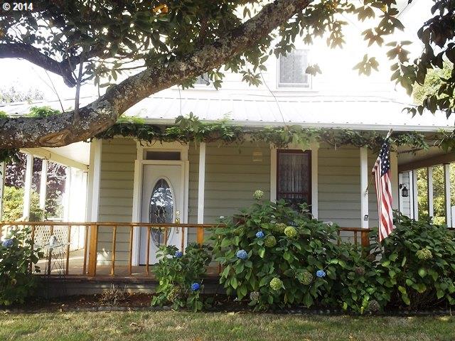 2201 Maple, Myrtle Point, OR 97458 photo 1