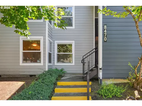 8470 SW Mohawk St, Tualatin, OR 97062