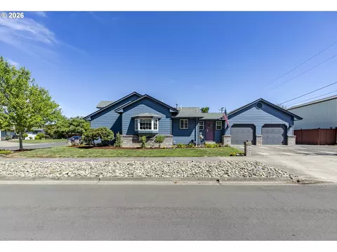 Exterior - 2911 Shirley St, Eugene, OR 97404 photo 2 of 11