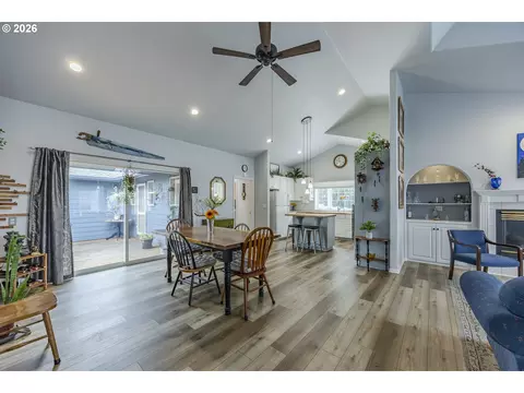 Dining - 2911 Shirley St, Eugene, OR 97404 photo 1 of 3