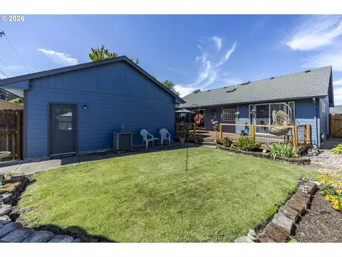 Exterior - 2911 Shirley St, Eugene, OR 97404 photo 11 of 11
