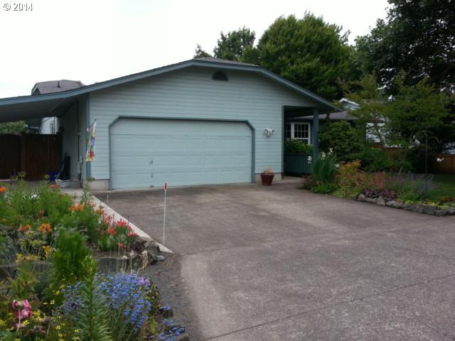 1319 Arcadia Dr, Eugene, OR 97401 photo 1
