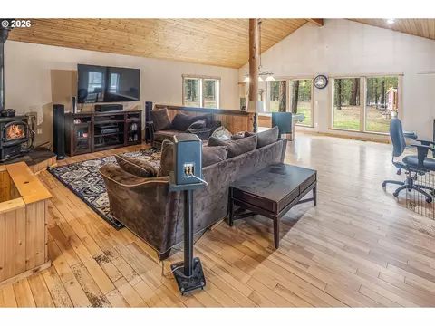 Living - 15784 Lava Dr, La Pine, OR 97739 photo 2 of 2