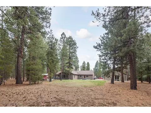 Exterior - 15784 Lava Dr, La Pine, OR 97739 photo 3 of 7
