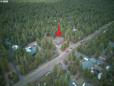 View/Area - 15784 Lava Dr, La Pine, OR 97739 photo 2 of 4