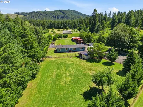94603 Johnson Rd, Marcola, OR 97454