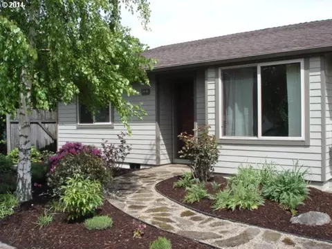 1941 Orr Ln, Eugene, OR 97405 photo 1