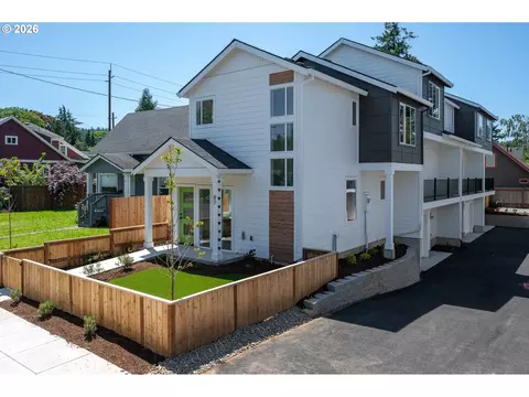 87 NE 78th Ave, Portland, OR 97213