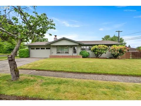 13140 SW Edgewood St, Portland, OR 97225