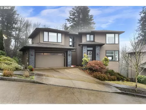 3311 NW Tullamore Ct, Portland, OR 97229