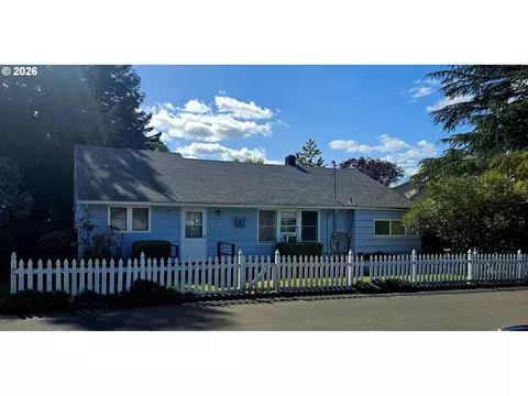493 S Knott St, Canby, OR 97013