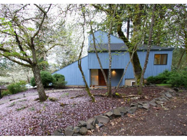 3041 Hendricks Hill Dr, Eugene, OR 97403 photo 1