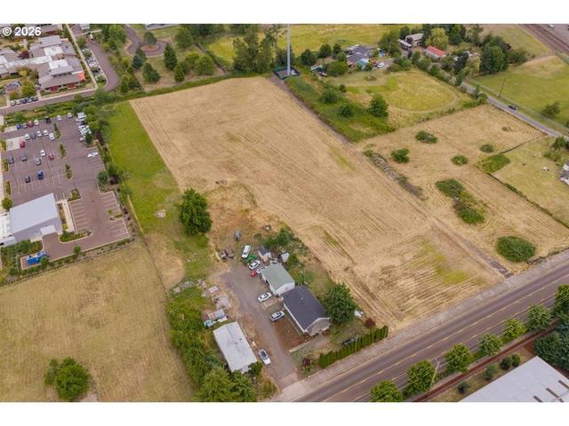 Hansard Ave, Lebanon, OR 97355
