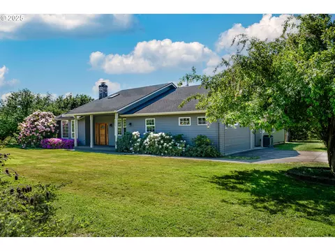 27986 Ward Ln, Eugene, OR 97402