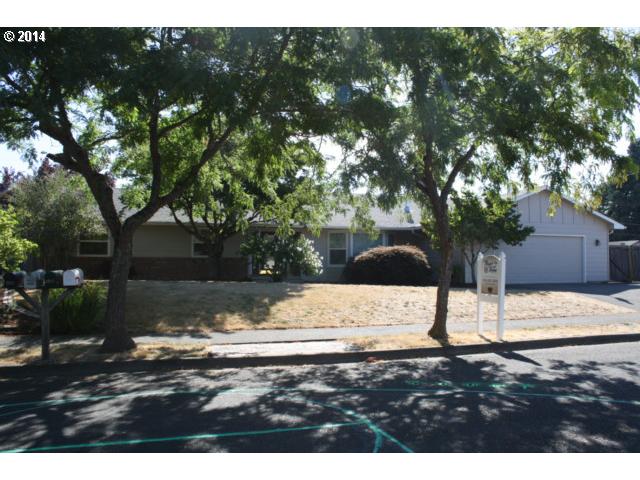 2911 Sarah Ln, Eugene, OR 97408 photo 1