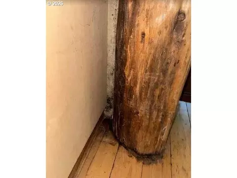 Entry Way - Undisclosed, Sandy, OR 97055 photo 1 of 2