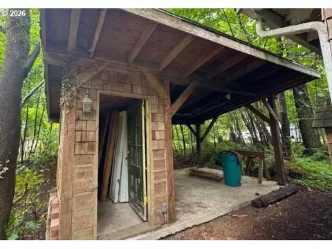 Exterior - Undisclosed, Sandy, OR 97055 photo 4 of 6