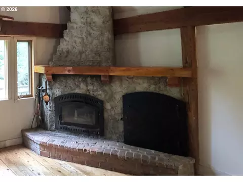 Living - Undisclosed, Sandy, OR 97055 photo 2 of 2