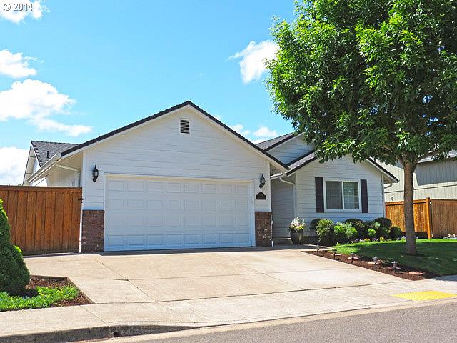 946 65th Pl, Springfield, OR 97478 photo 1