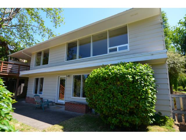 2362 Van Ness St, Eugene, OR 97403 photo 1