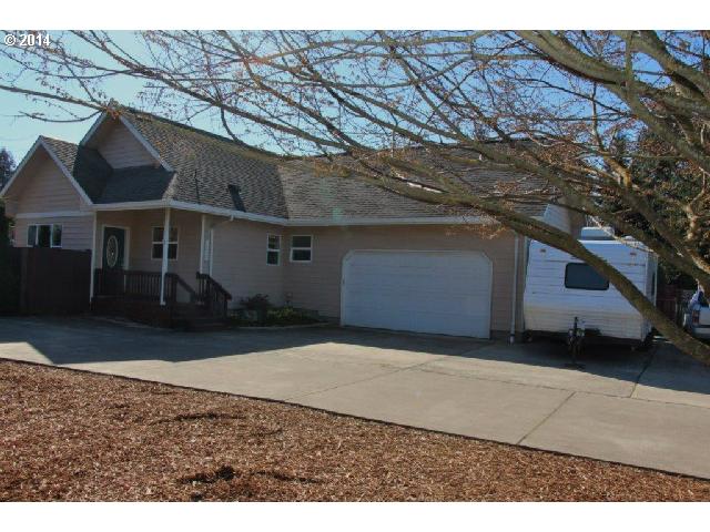 3810 Barger Dr, Eugene, OR 97402 photo 1