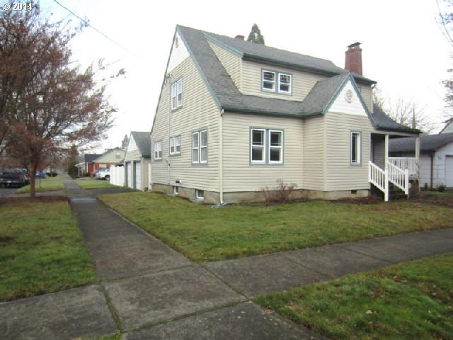 905 Academy St NE, Salem, OR 97301 photo 1