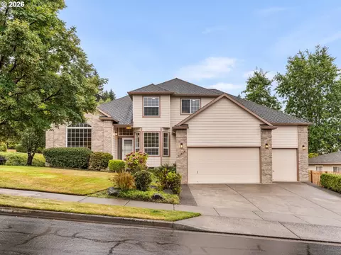 13456 SE Snowfire Dr, Happy Valley, OR 97086