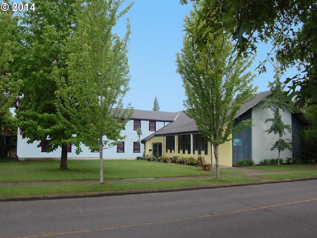 2520 Harris St, Eugene, OR 97405 photo 1