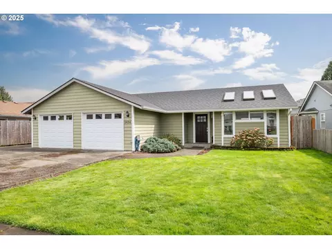 2436 Hickory Ave, Longview, WA 98632