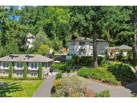 3620 SW Dosch Rd, Portland, OR 97239
