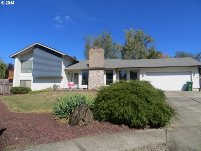 2225 SW Lillyben Ct, Gresham, OR 97080 photo 1