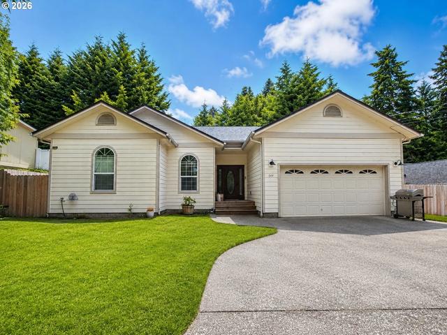 644 9th Ave, Coos Bay, OR 97420