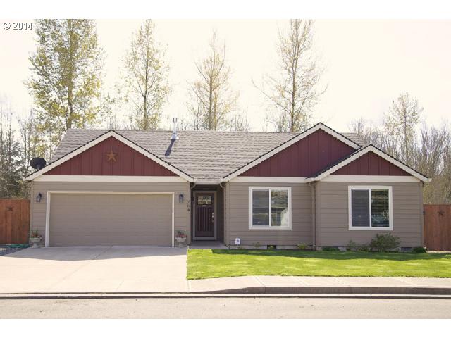 764 E 8th St, Molalla, OR 97038 photo 1