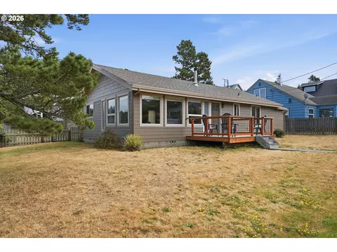 6420 Ferry St, Pacific City, OR 97135
