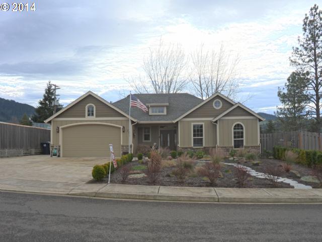 78 E 4th St, Lowell, OR 97452 photo 1
