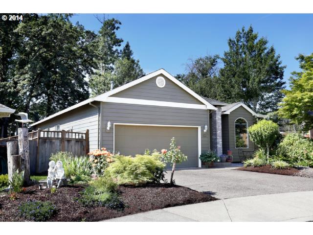 1921 Westlake Loop, Newberg, OR 97132 photo 1