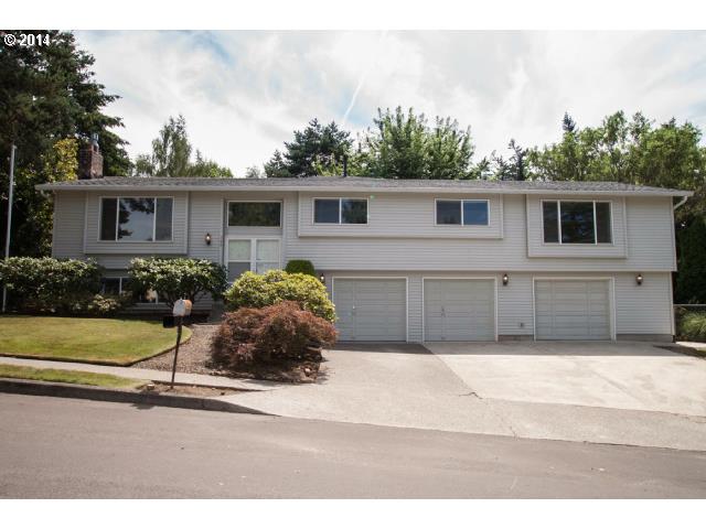 1840 SW 17th St, Gresham, OR 97080 photo 1