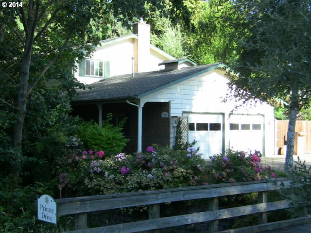 4390 Berry Ln, Eugene, OR 97404 photo 1
