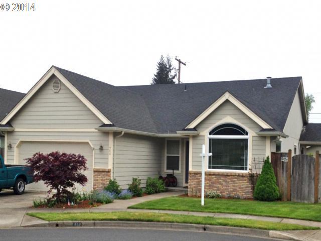 668 62nd St, Springfield, OR 97478 photo 1