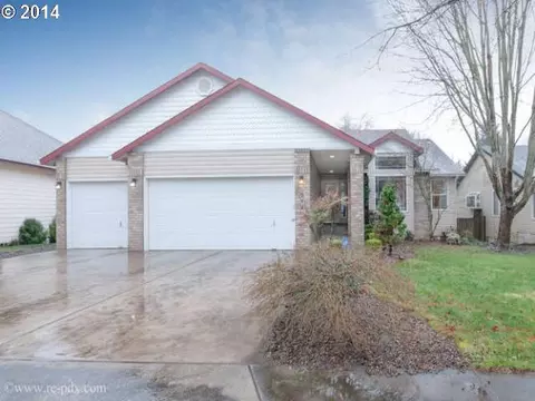 702 SE Wendy Ln, Gresham, OR 97080 photo 1
