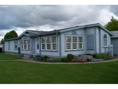 175 S 17th Ave, Elgin, OR 97827 photo 1