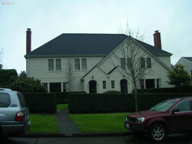 2261 University St, Eugene, OR 97403 photo 1