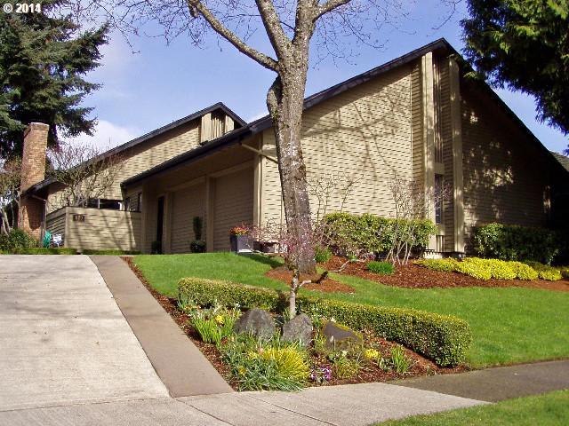 820 Spyglass Dr, Eugene, OR 97401 photo 1