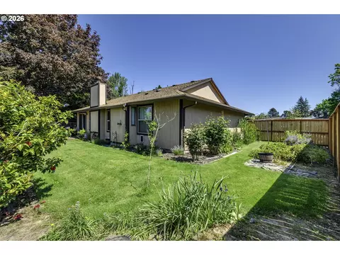 Exterior - 3101 SE 2nd St, Gresham, OR 97080 photo 9 of 9