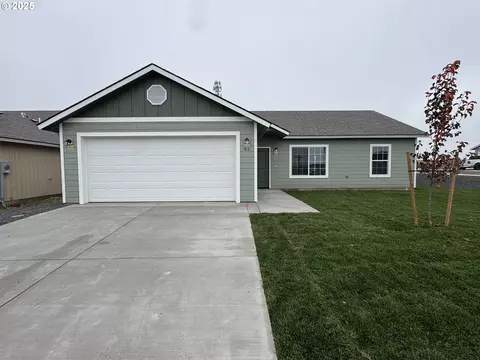 82 Michelle Ave, Umatilla, OR 97882