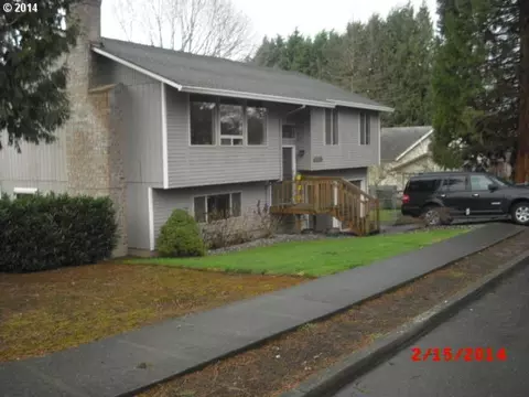 4320 SE Salquist Rd, Gresham, OR 97080 photo 1