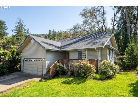 7015 S E St, Springfield, OR 97478